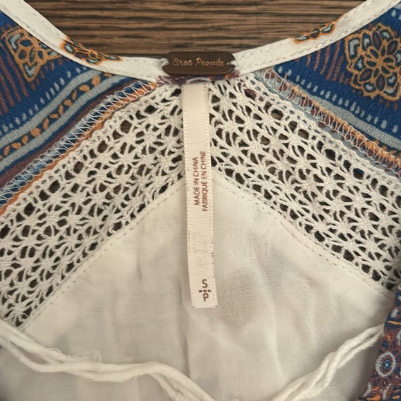 FREE PEOPLE size small, good used condition. - Picture 6 of 7
